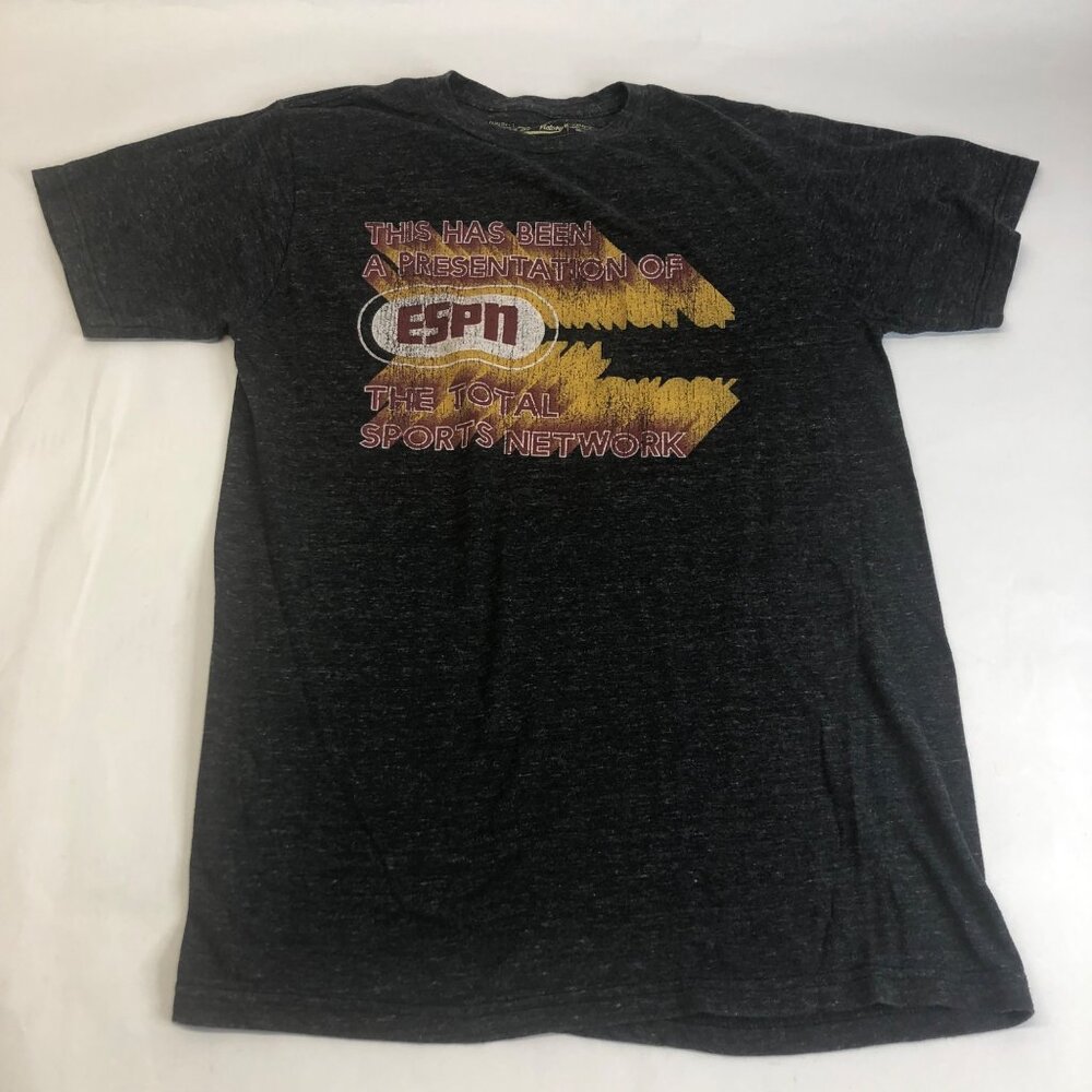 ESPN Vintage Graphic Gray Short Sleeve Shirt Victory Brand Sz Medium Made in USA
